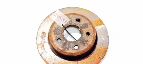 Ford Focus Rear brake disc neventiliuojamas