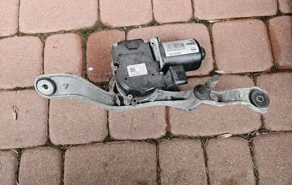 Opel Zafira C Front wiper linkage and motor W000027364