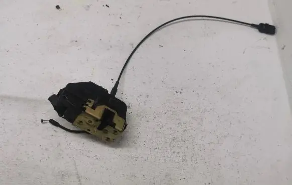 Renault Scenic II - Grand scenic II Front door lock