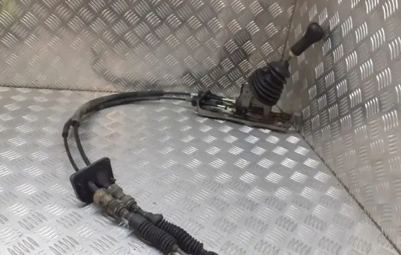Suzuki Liana Gear selector/shifter in gearbox BRAK