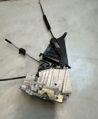 Mercedes-Benz B W245 Front door lock 1697202835 A053702