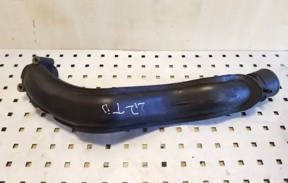 Renault Espace III Turbo air intake inlet pipe/hose 7700109596