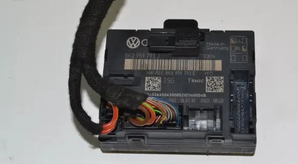Audi A4 S4 B8 8K Door control unit/module 8K0959793