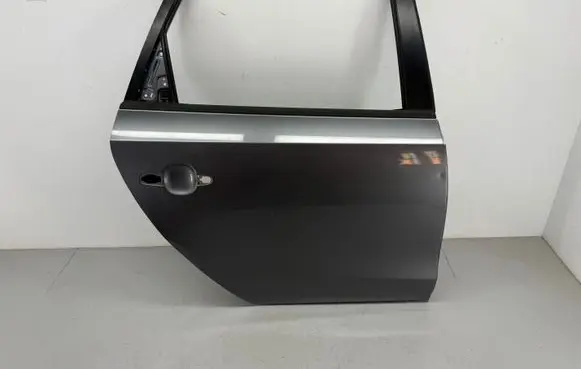 Hyundai i30 Rear door 
