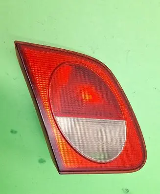 Mercedes-Benz E W210 Tailgate rear/tail lights A2108201164