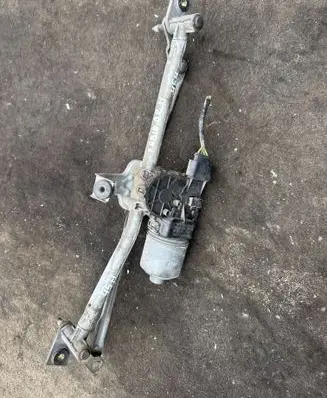 Skoda Fabia Mk1 (6Y) Front wiper linkage and motor 058011120 0390241524 6Q1955119A