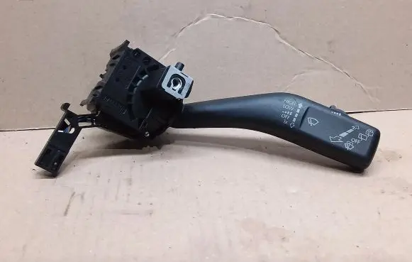 Skoda Octavia Mk2 (1Z) Wiper control stalk 1K0953519H