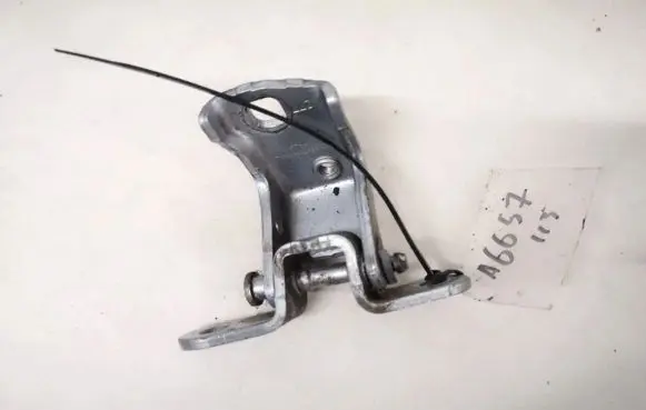 Ford Mondeo Mk III Rear door lower hinge 93bbf26801al 93bb-f26801-al