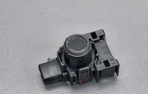 Mazda 3 III Parking PDC sensor BHR167UC1 K6021