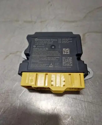 Mercedes-Benz C W206 Airbag control unit/module A2069009418 0285020546 642303065098