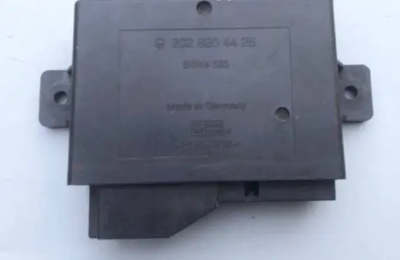 Mercedes-Benz C W202 Comfort/convenience module 2028204426 5WK4585
