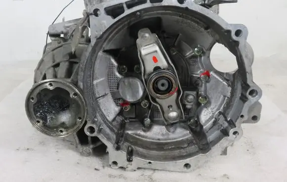 Volkswagen Golf V Manual 6 speed gearbox GQQ