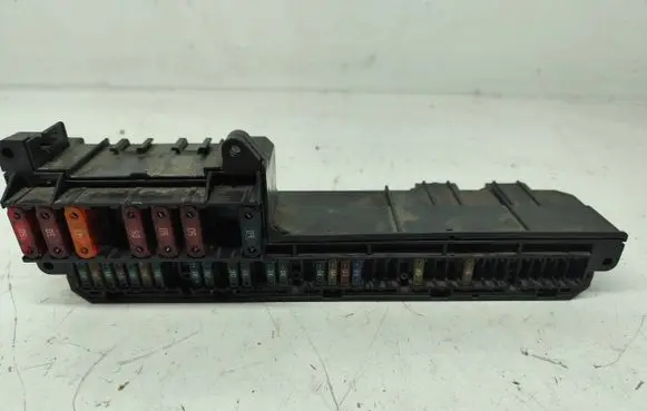 BMW 5 E60 E61 Fuse module 693245201