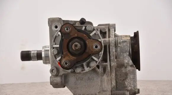 Gearbox transfer box case