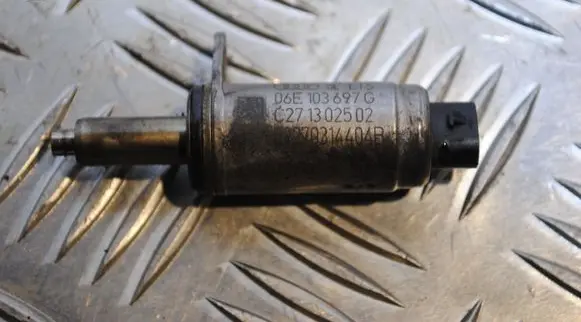 Audi Q5 SQ5 Camshaft vanos timing valve 06E103697G