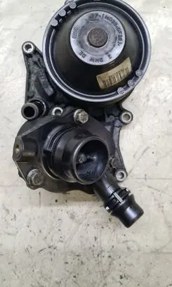 Thermostat/thermostat housing