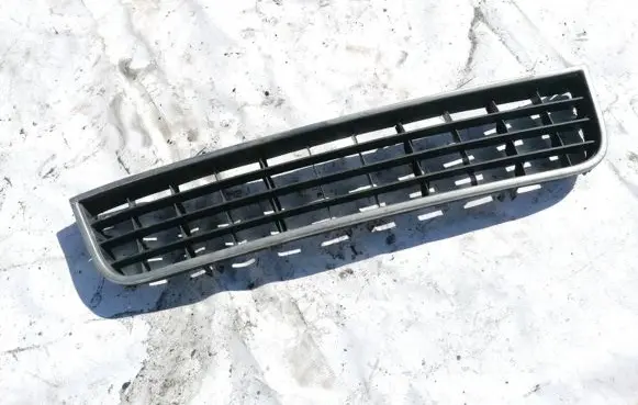 Audi A6 S6 C5 4B Front bumper lower grill 4B0807683
