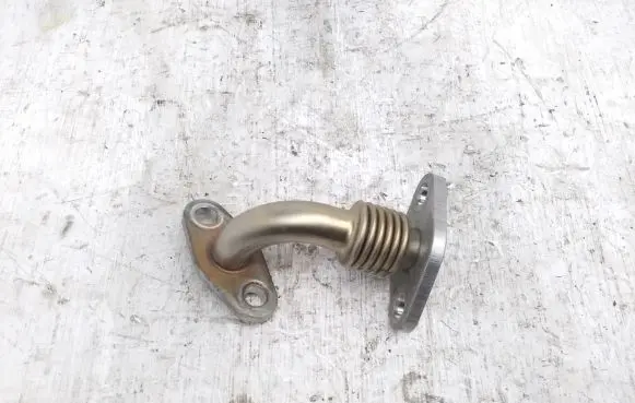 Mitsubishi Outlander EGR valve line/pipe/hose