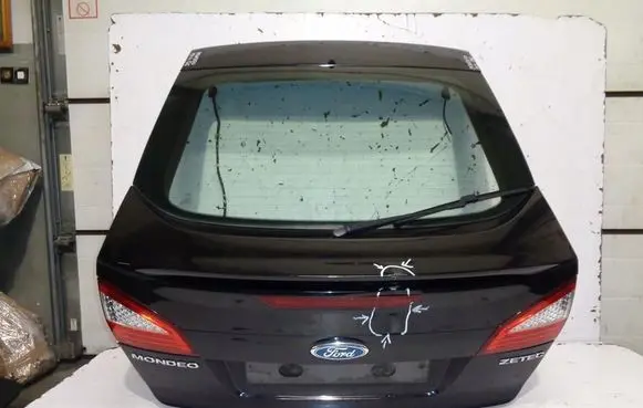 Ford Mondeo MK IV Tailgate/trunk/boot lid 