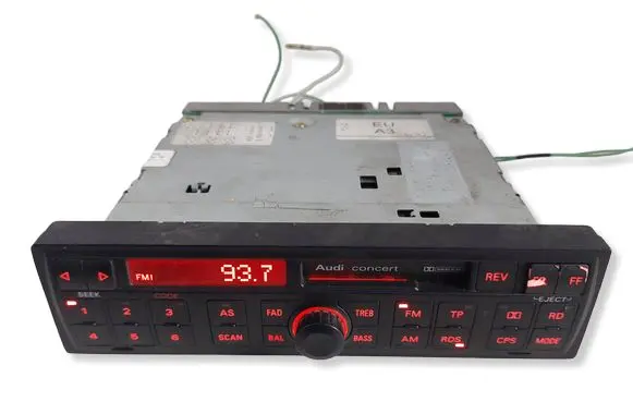 Audi A3 S3 8L Radio/CD/DVD/GPS head unit 8L0035186A 024979 CQLA1923L