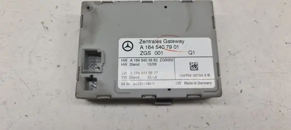 Mercedes-Benz R W251 Gateway control module A1645407901