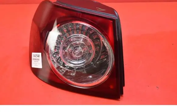 Volkswagen Golf IV Rear/tail lights 0000