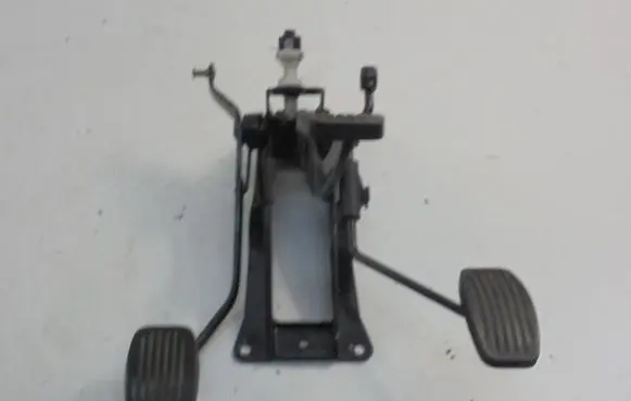 Skoda Felicia II Pedal assembly 6U1721031