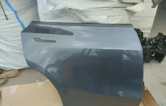 Tesla Model Y Rear door