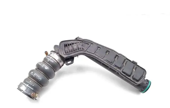 Intercooler hose/pipe