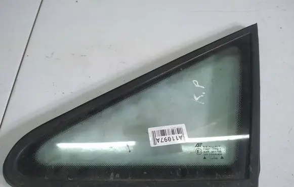 Volkswagen Sharan Front triangle window/glass AS2