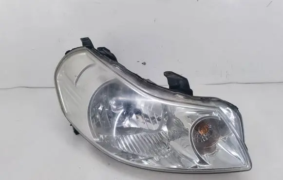 Suzuki SX4 Headlight/headlamp 20-B917
