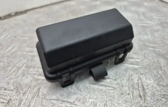 Fuse box cover