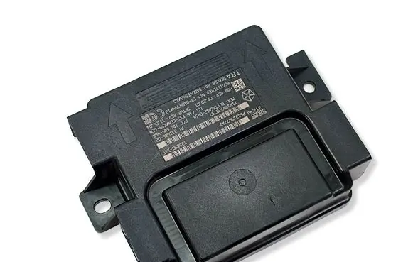 Dodge RAM 1500 DS Keyless (KESSY) go control unit/module P68319677AD