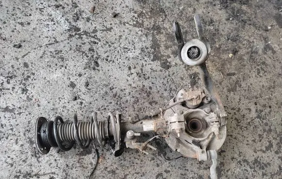 Land Rover Range Rover Evoque L538 Front wheel hub spindle knuckle GJ3218001GA 28C201054A