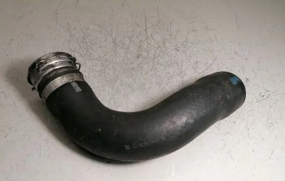 Toyota Avensis T250 Intercooler hose/pipe