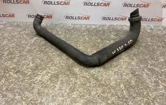 Mercedes-Benz S W220 Engine coolant pipe/hose A2205060134
