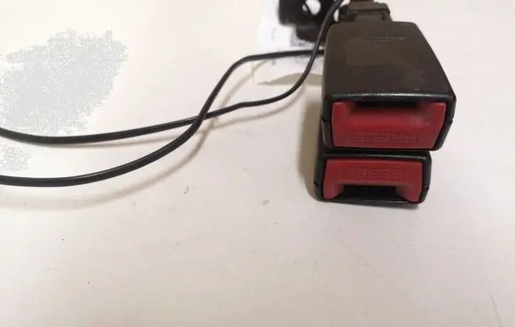 Citroen C5 Rear seatbelt buckle 96561757XT