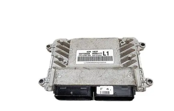 Chevrolet Aveo Engine control unit/module 96983177