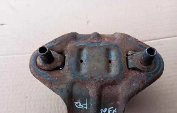 Jaguar XJ X300 Engine mount bracket