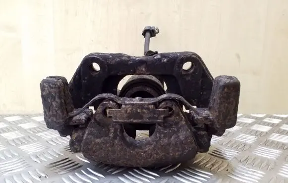 Volkswagen Multivan T4 Front brake caliper