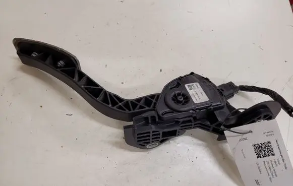 Mazda 6 Accelerator throttle pedal GS8T41600 6PV93337004