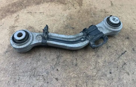 BMW 5 GT F07 Rear control arm 33326779851 6779851 33324069469