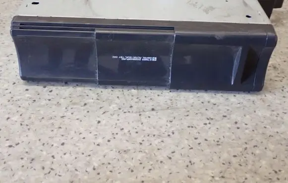 Nissan Primera CD/DVD changer 