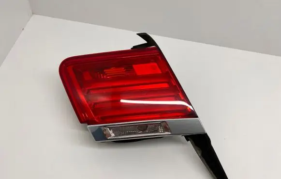 BMW 7 F01 F02 F03 F04 Tailgate rear/tail lights 7182205
