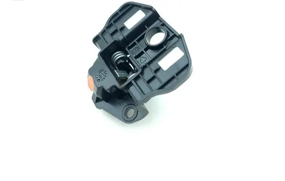 Alfa Romeo Giulia Armrest lock 156121185