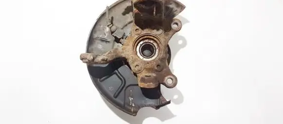 Volkswagen Touran I Front wheel hub