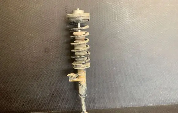 BMW 5 F10 F11 Front shock absorber with coil spring 6363889 F11V217BL 814904009293