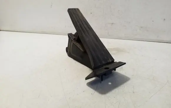 BMW X5 F15 Accelerator throttle pedal 17549301 6853175