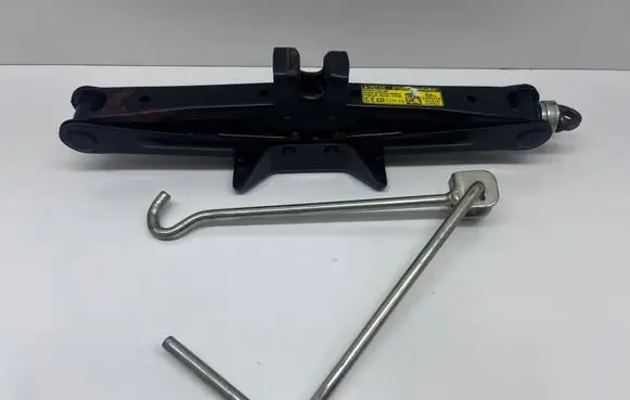 Toyota Verso Lift Jack 