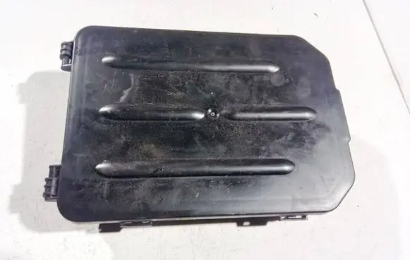 Audi A4 S4 B7 8E 8H Fuse box set